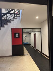 〒542-0073 大阪府大阪市中央区日本橋２丁目１−２２ 上野ビル 103